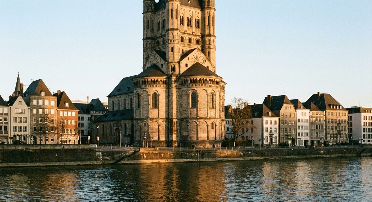 Groß St. Martin romanische Kirche Köln